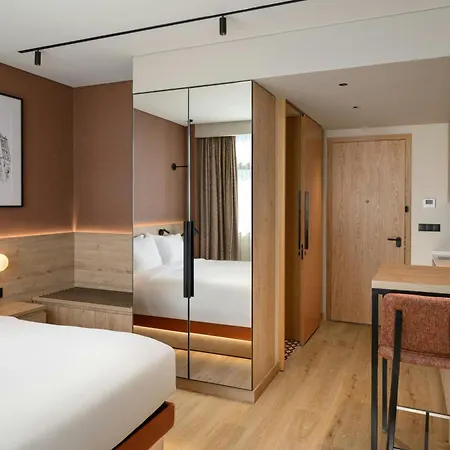 By Marriott 4*