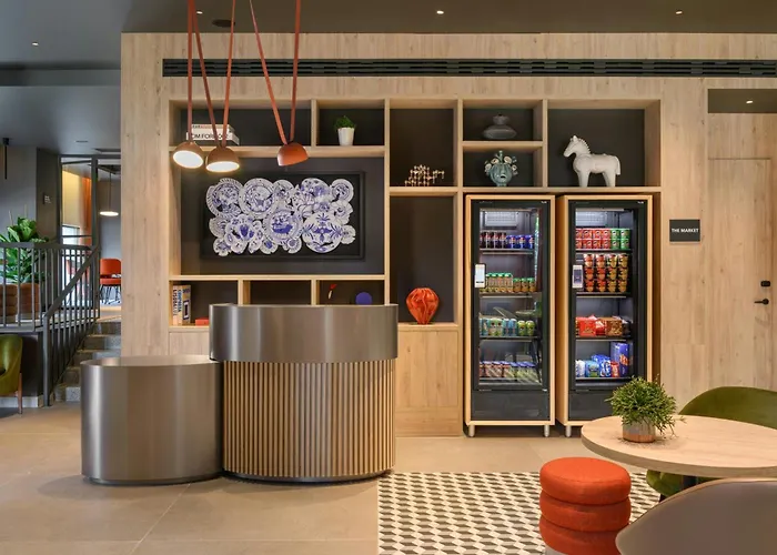 Hotel By Marriott