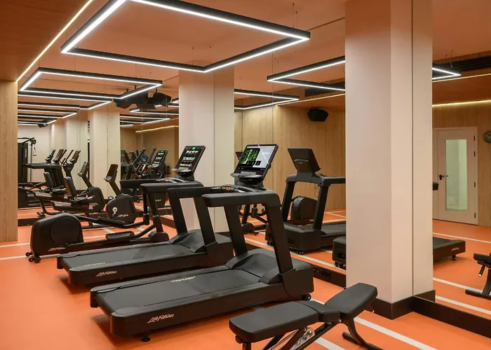 Hotel By Marriott