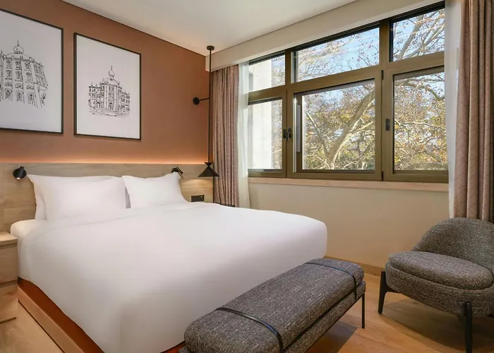 Hotel By Marriott 4*