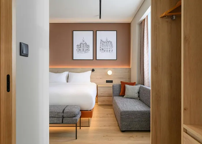 By Marriott Hotel 4*
