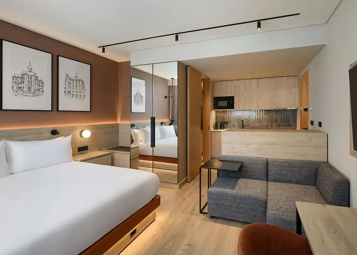 By Marriott 4*