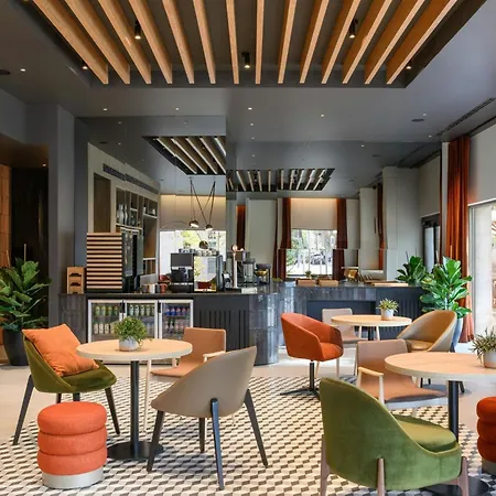 酒店 By Marriott Lisboa