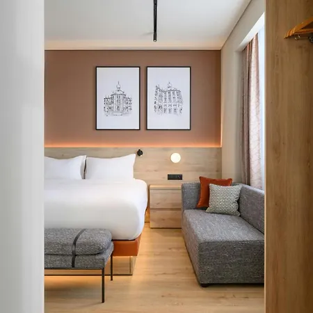 Residence Inn Lisbon By Marriott Hotel מלון 4*